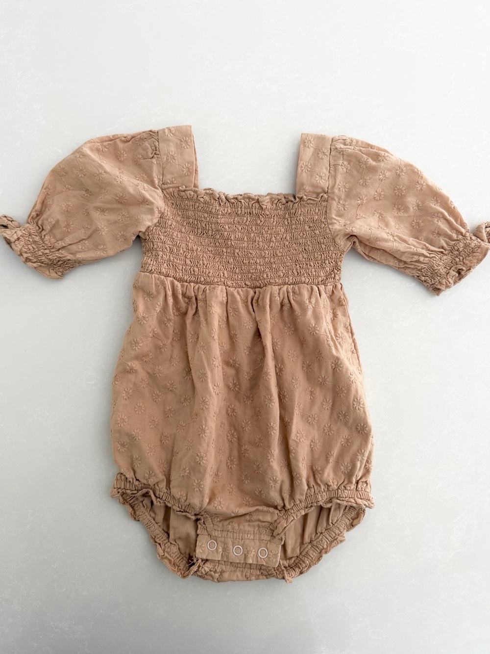 Neutral Smocked Bubble Romper | Size 18-24M